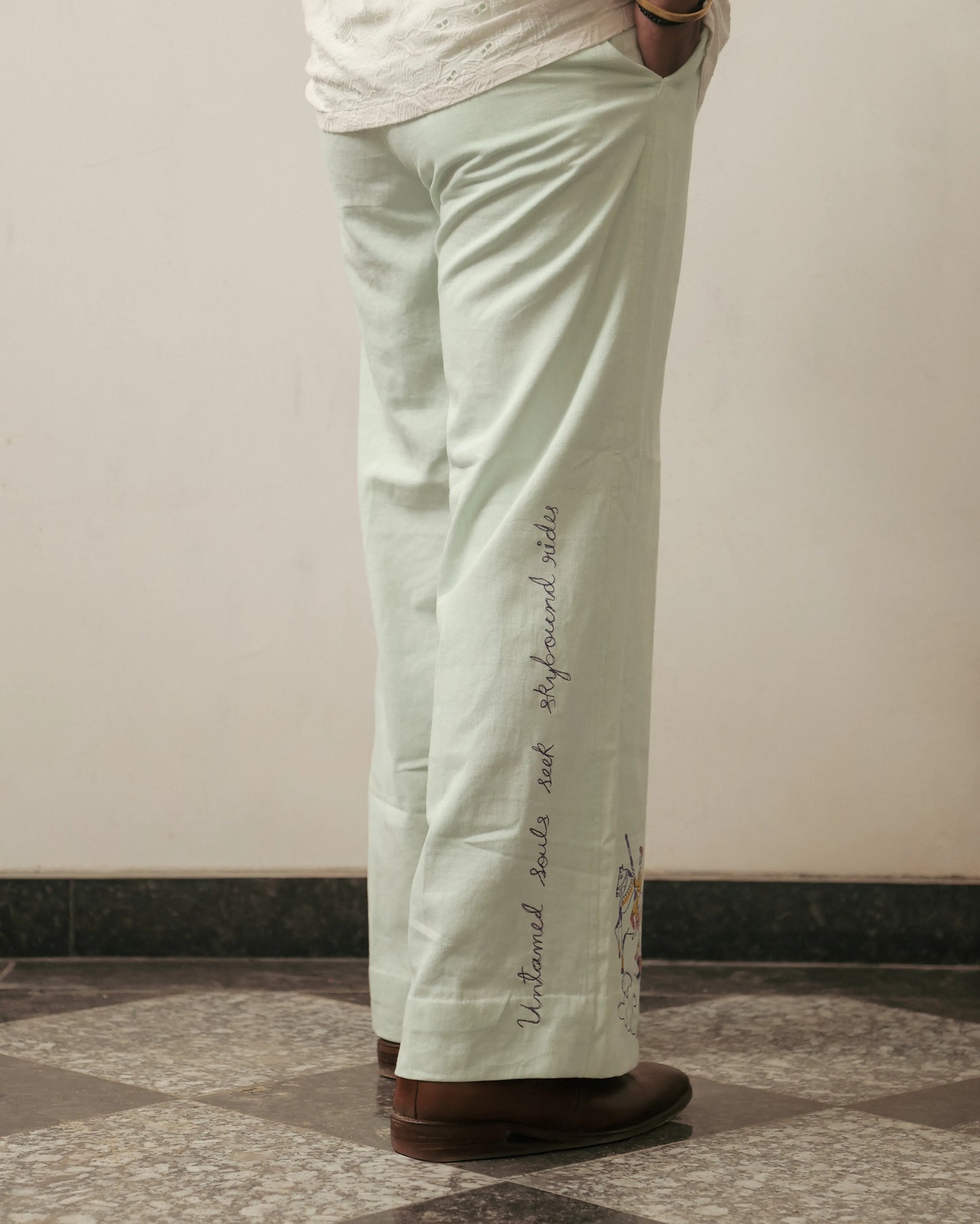 Udta Ghoda Trouser